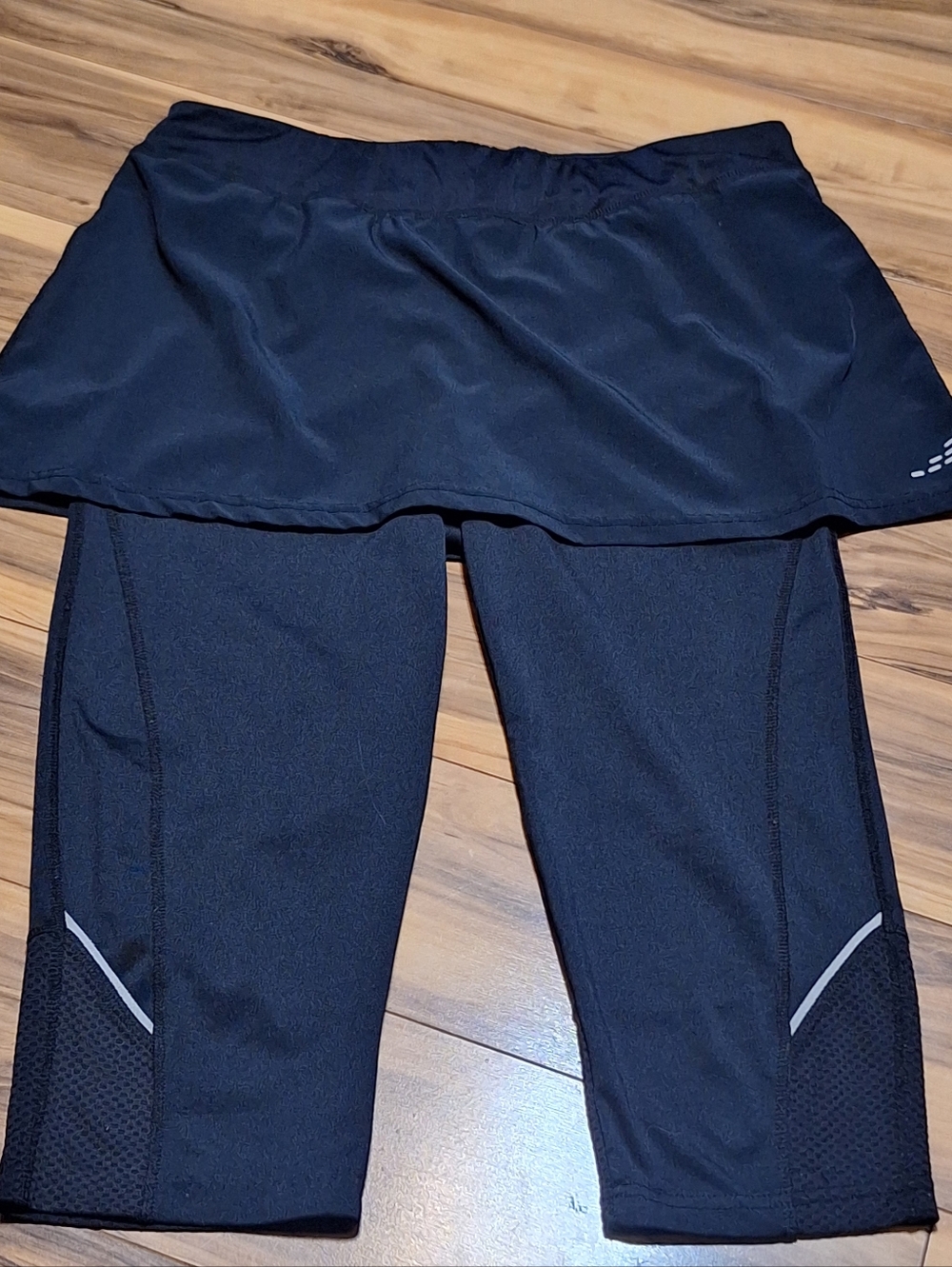 BCG Large Black Skirted Legging Capris Active Pickleball Tennis Gym Running